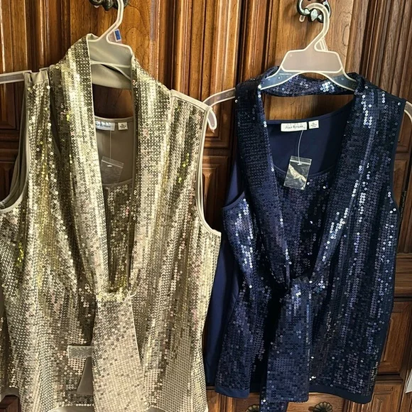 Joan Rivers sequin tops.Brand new Never worn.
$13 each or 2/$20 - Picture 1 of 16